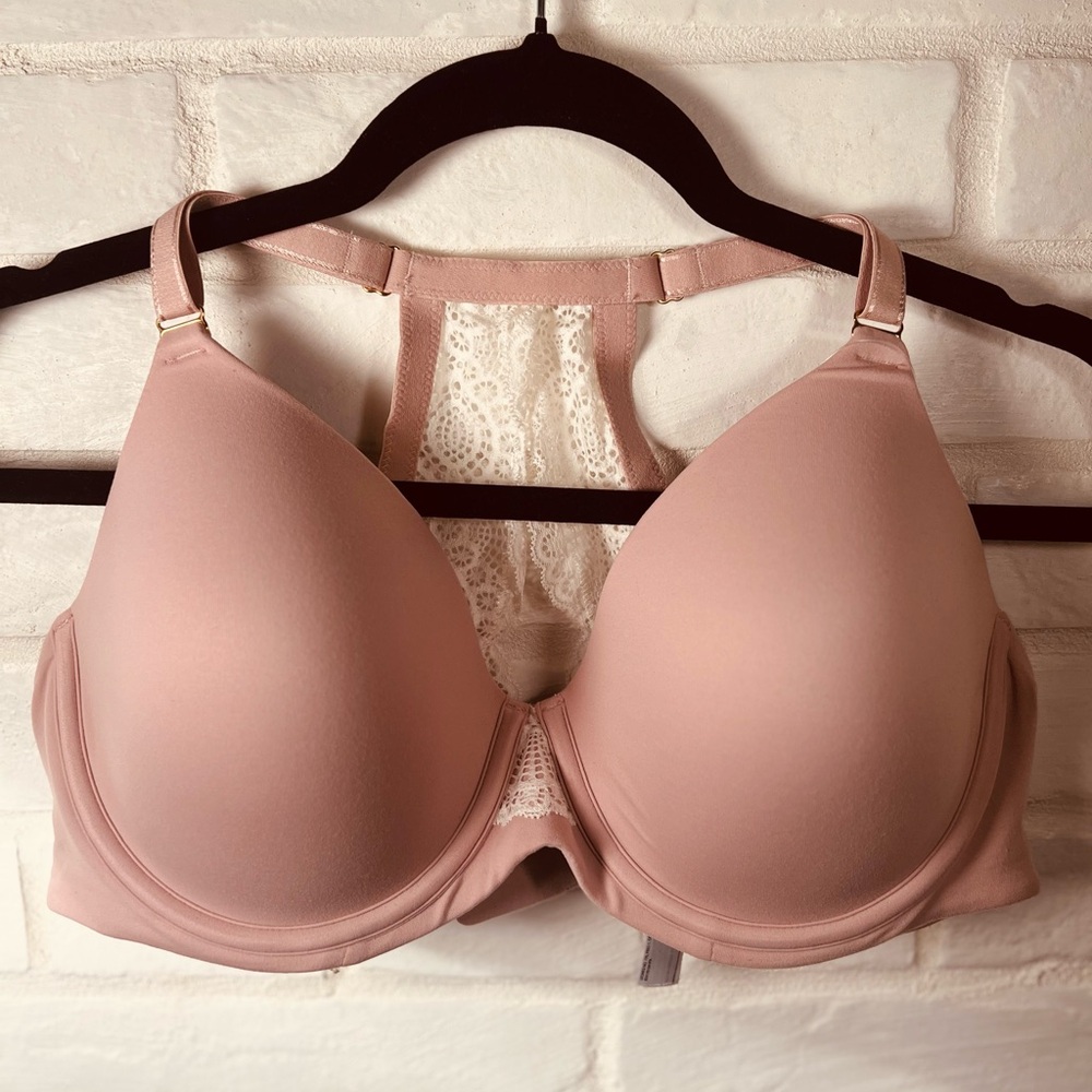 NWT Soma Embraceable Geo Lace
Racerback Full Coverage Bra 40 C Adobe Rose #0066